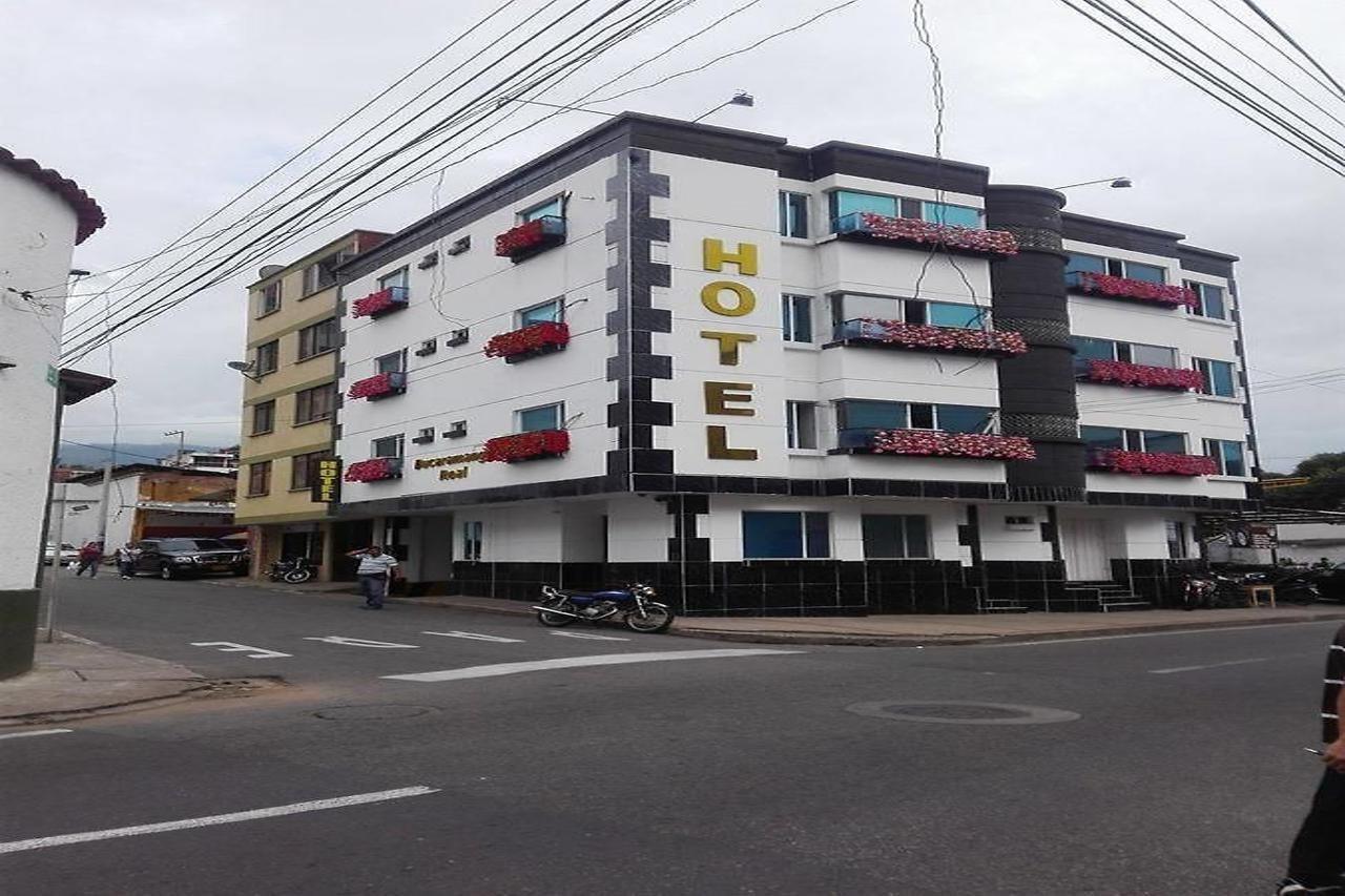 Hotel Bucaramanga Real Extérieur photo